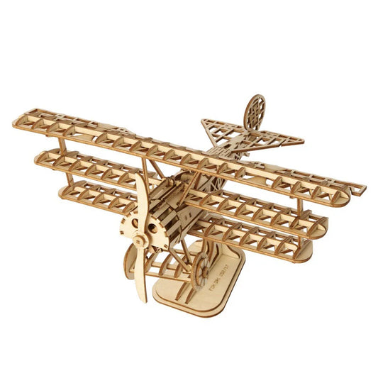 ТРИКРИЛЕН САМОЛЕТ